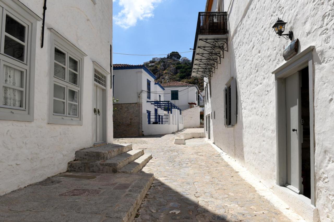 הוילה Keresbino Hydra Manor House מראה חיצוני תמונה