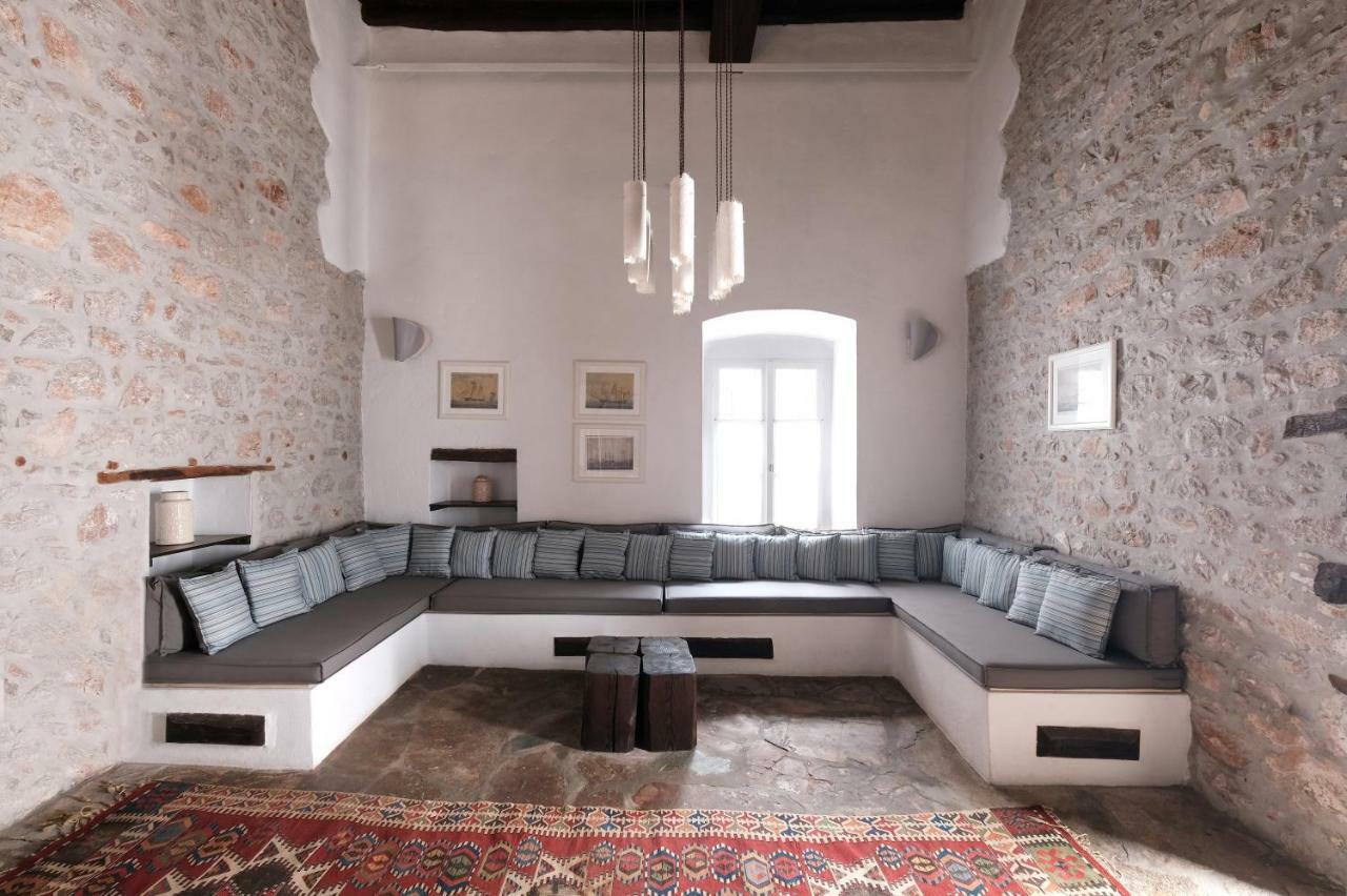 הוילה Keresbino Hydra Manor House מראה חיצוני תמונה